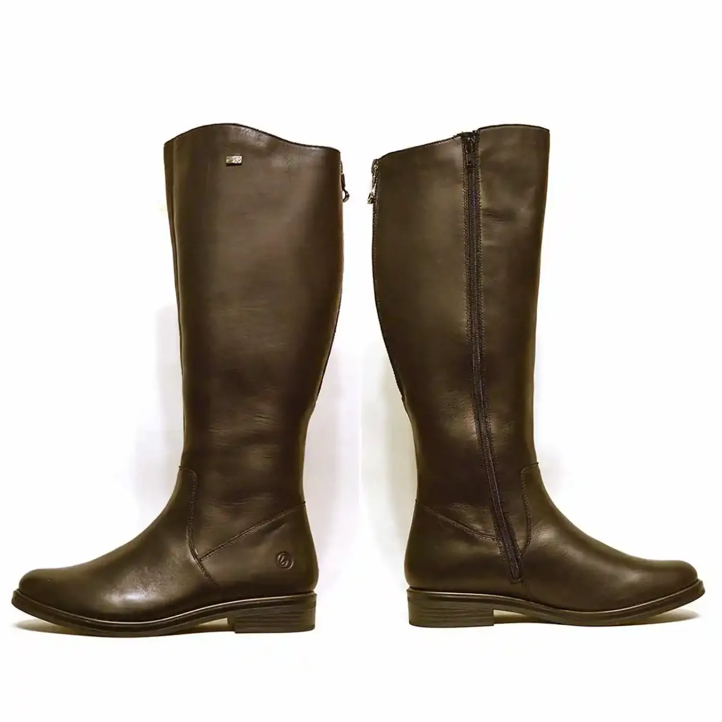 Sacapuce DADINE cuir noir